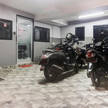 Collection O 91131 New V1 Hotel Jakarta Luaran gambar