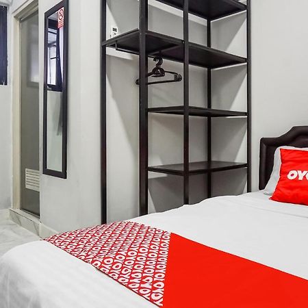 Collection O 91131 New V1 Hotel Jakarta Luaran gambar