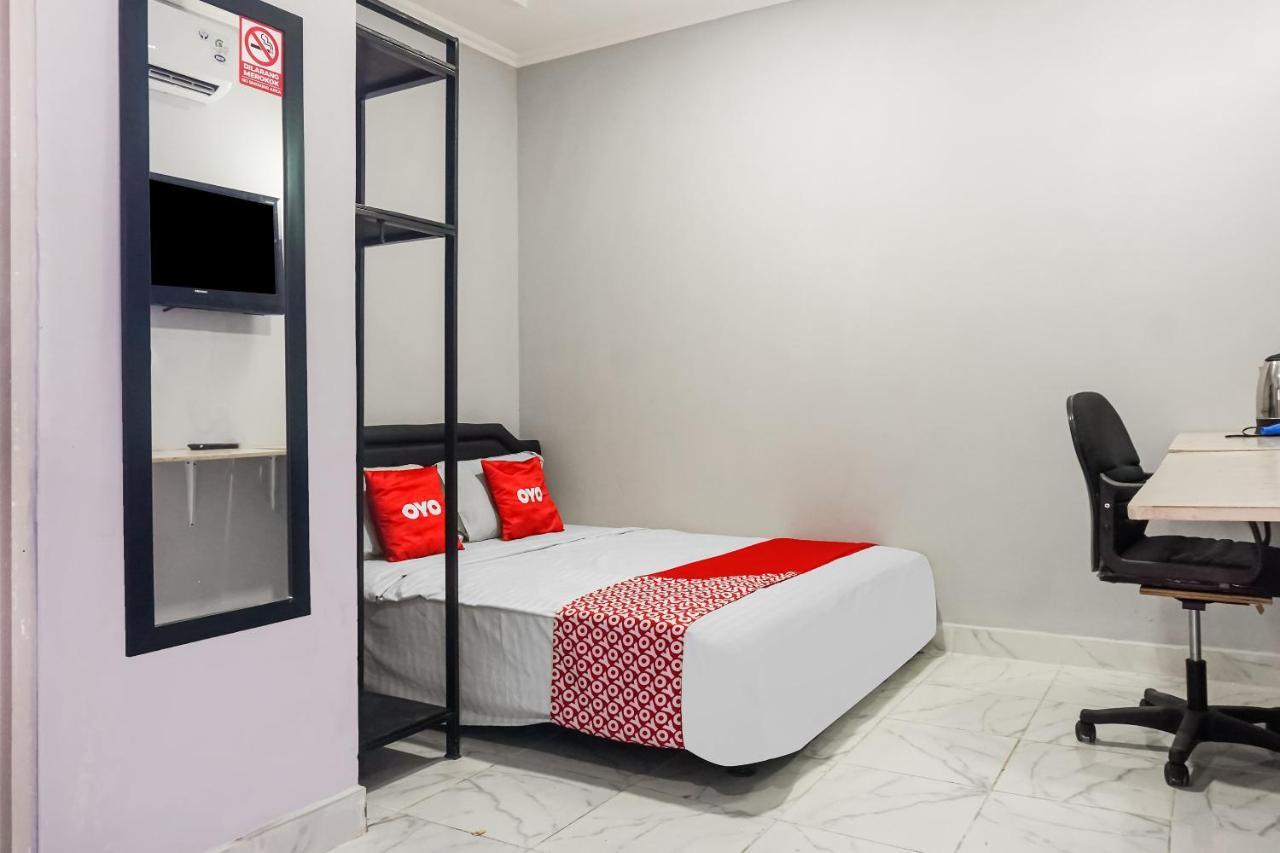 Collection O 91131 New V1 Hotel Jakarta Luaran gambar