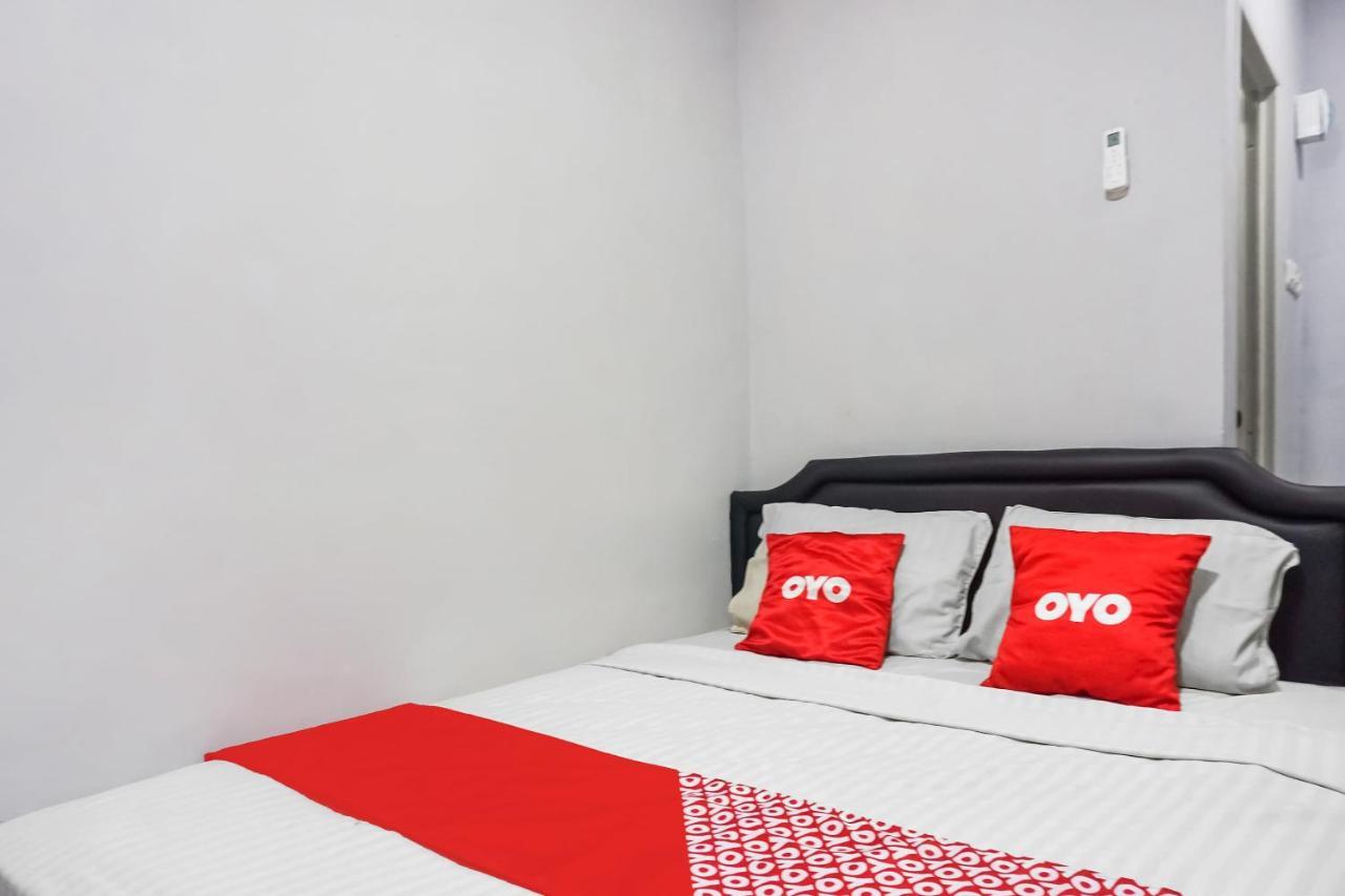 Collection O 91131 New V1 Hotel Jakarta Luaran gambar
